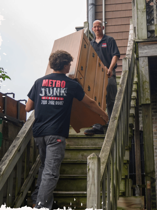 Full junk removal service in the Chicago Area